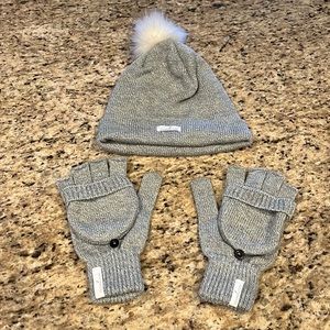 Young living knit hat and glove/mitten set